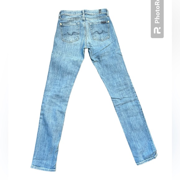 7 For All Mankind light wash Roxanne jeans - Picture 4 of 10